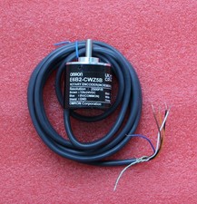 Omron E6B2-CWZ5B 2500P/R Rotary Encoder New One Free Shipping E6B2CWZ5B