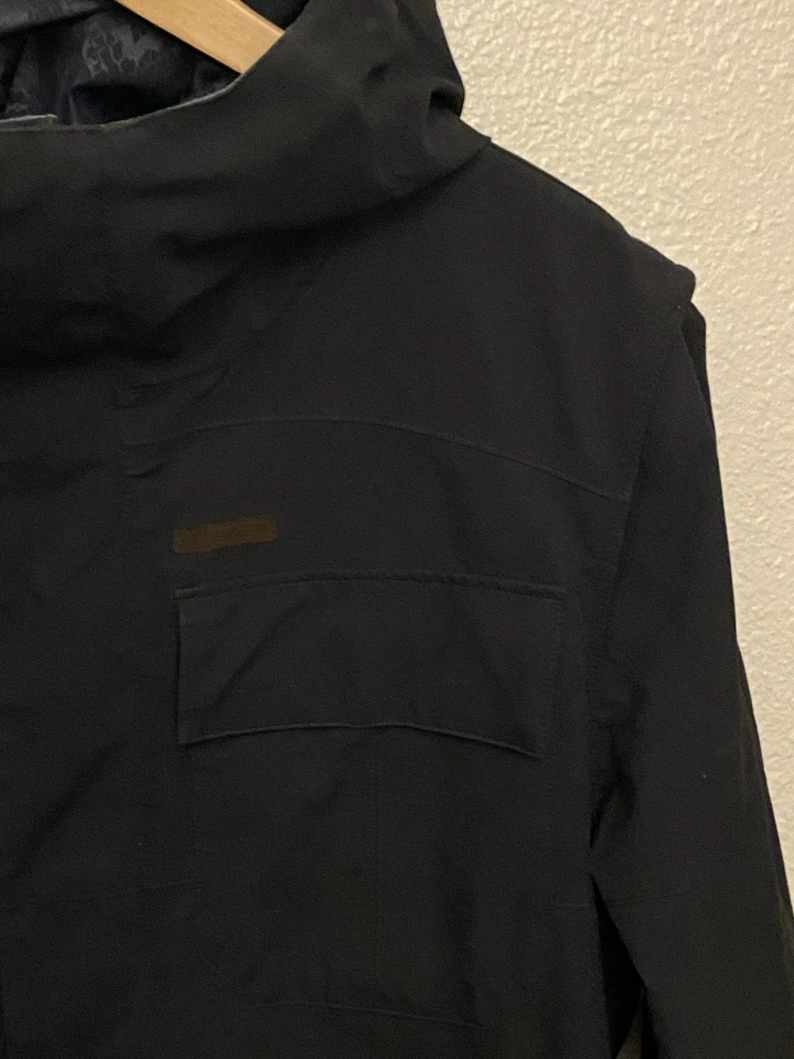 VOLCOM ALTERNATE 10Kmm Snow Jacket Zip Black Regular Men’s Size M EUC - Image 3 of 4