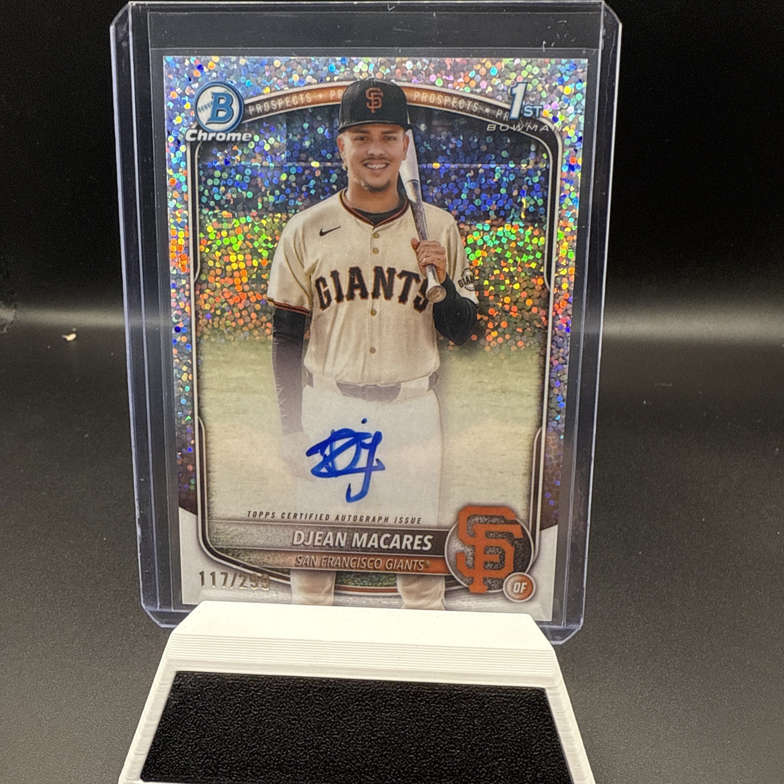 2025 Bowman Chrome Djean Macares 1st Bowman Auto Speckle Refractor #85/299