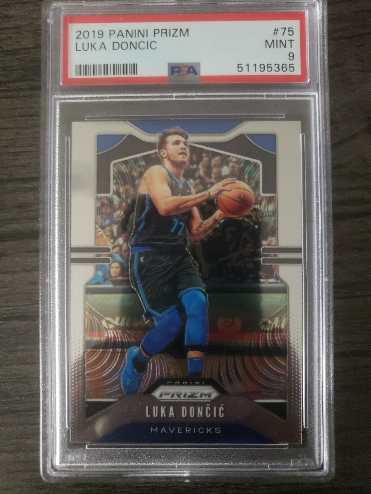 🔥 Luka Doncic 🔥 2019-20 Panini Prizm #75 Mavericks PSA 9 Mint 2nd year view 1