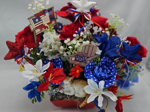 Cat Lovers Patriotic Florals/Two Options/Belly up Kitten or Lying Down Cat - Picture 5 of 11