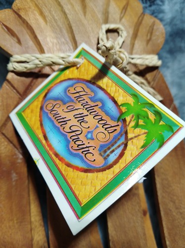 Hand-Carved Acacia Hardwoods of the South Pacific Island Pineapple Salad Hands  - Picture 2 of 6