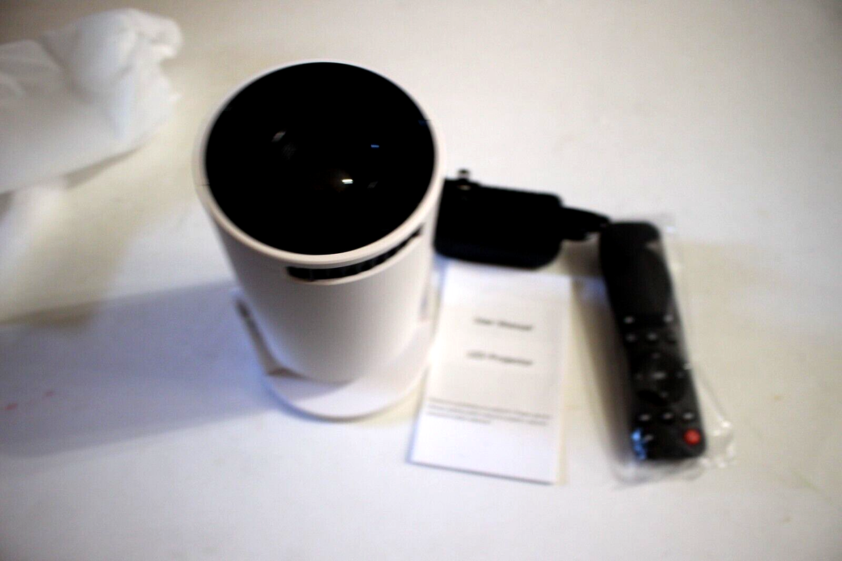 LED PROJECTOR MC1 MAGCUBIC FULL HD HIGH RESOLUTION D6277556-WH2-MG