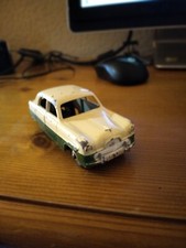 VINTAGE DINKY TOYS #162 FORD ZEPHYR MK1 SALOON CAR DIECAST 1956 GREEN/CREAM