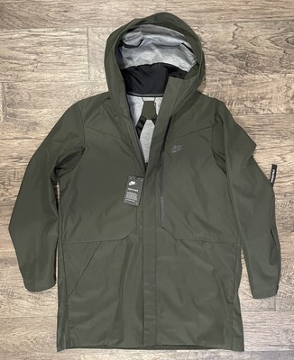 nike tech shield hooded jacket