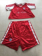 FC Bayern München für Maskottchen oder Gr. XXXLTrikot Hose/Short gut erhalten