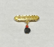 10KT "NO ME BESES" BABY BROOCH/PIN WITH GENUINE AZABACHE