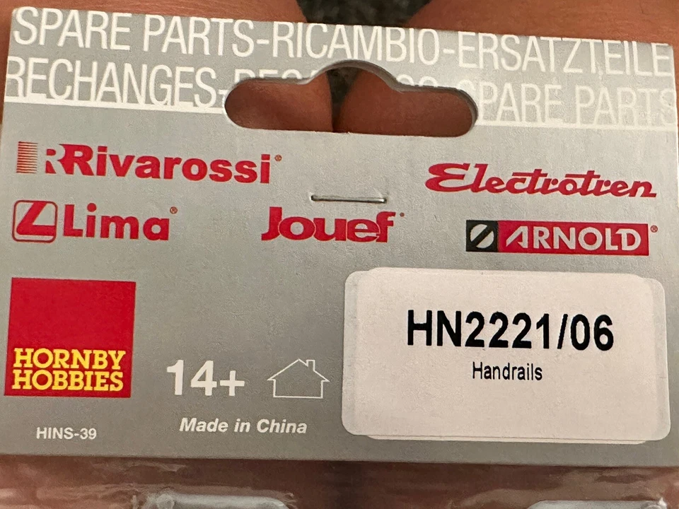 Hornby Hobbies N Scale HN2221/06 Handrails For Diesel Loco Spare parts only - Image 3 of 3