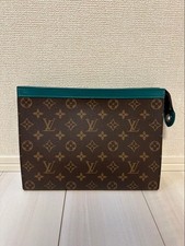 Louis Vuitton Pochette Voyage MM Clutch Bag Green Leather Authentic