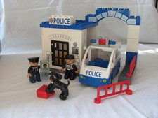 LEGO Duplo  5602 Polizeiwache gebraucht wie neu, komplett aber ohne OVP