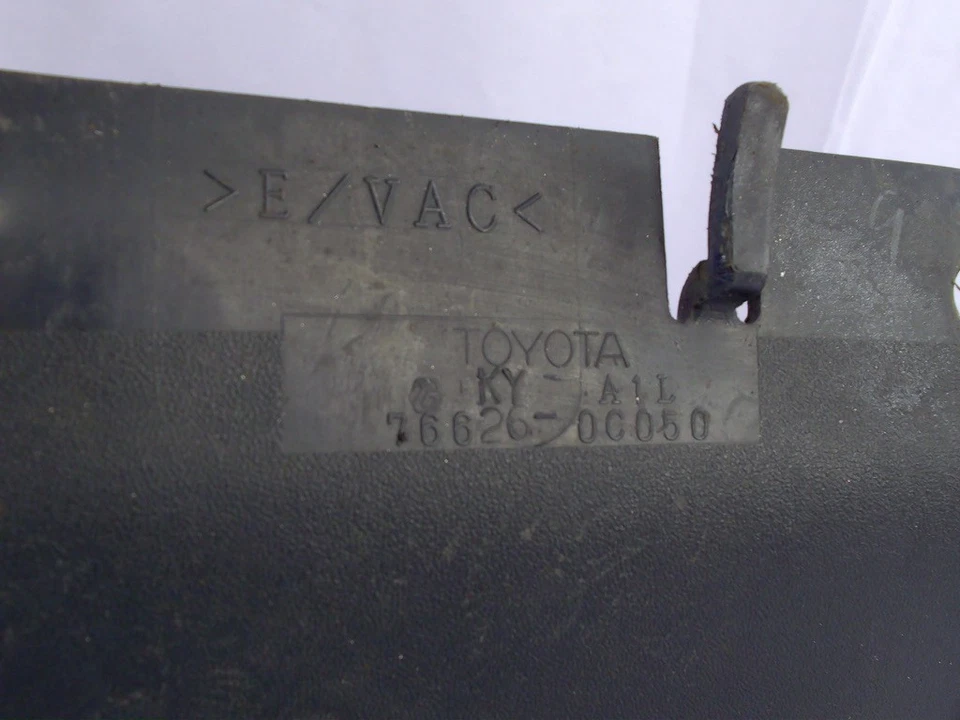 Guardabarros trasero izquierdo Toyota Tundra 2004-2006 doble cabina Foto 3 de 4