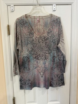 Kiara Women s Floral Multicolor Top Size 2XL