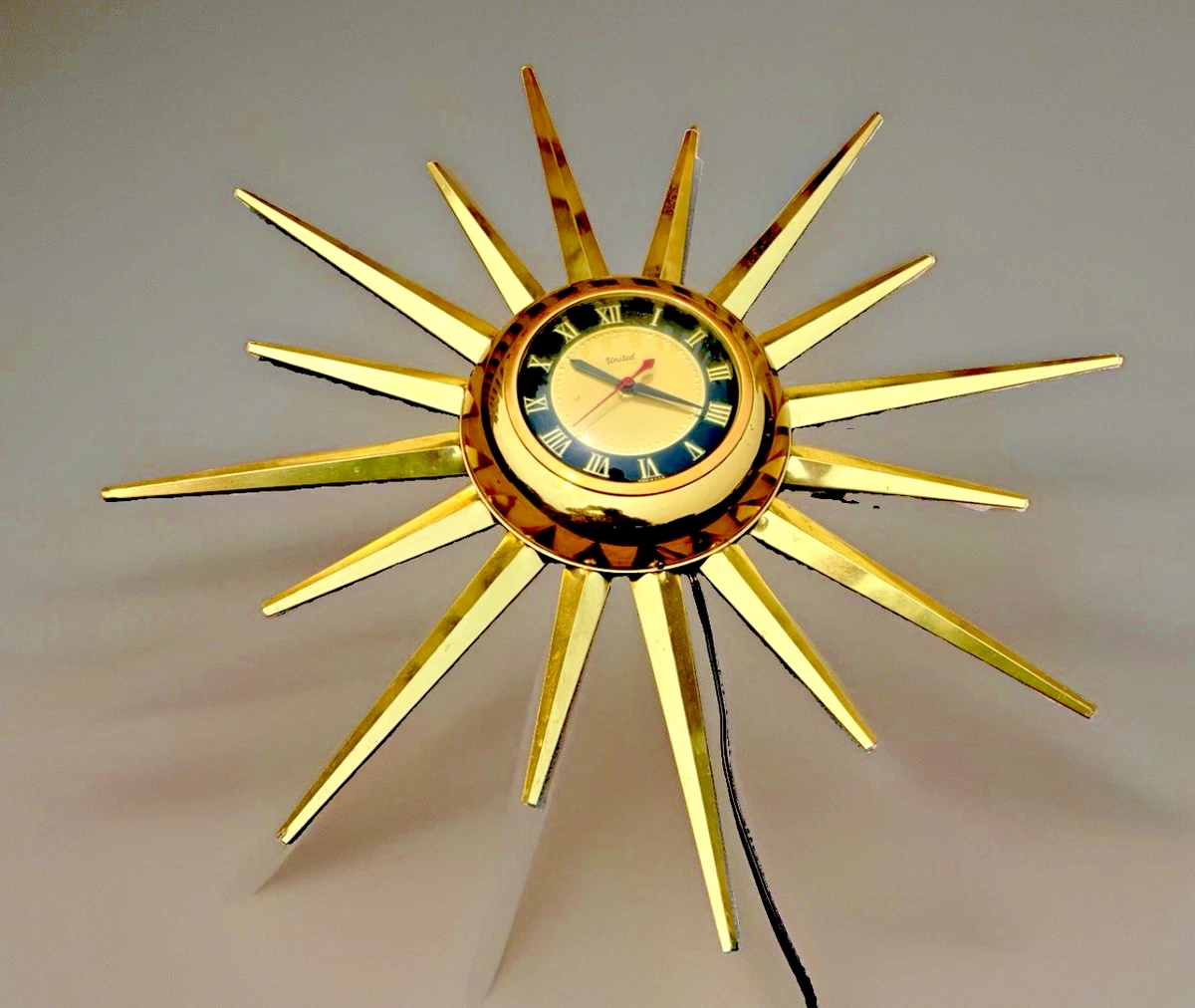 Starburst Sunburst Wall Clock In Collectible Wall Clocks 1930-1969