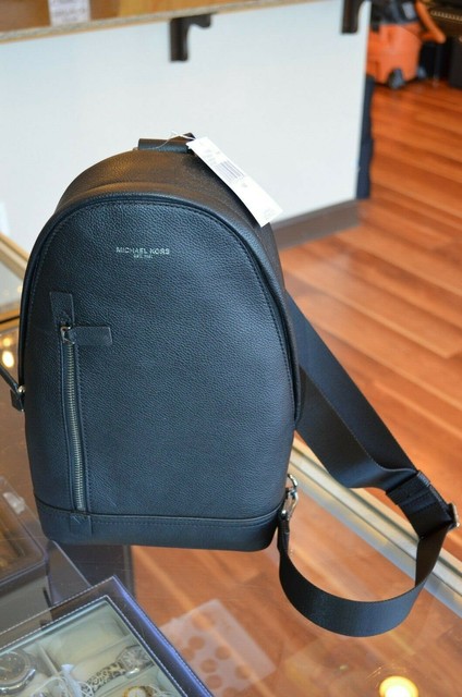michael kors mens sling bag