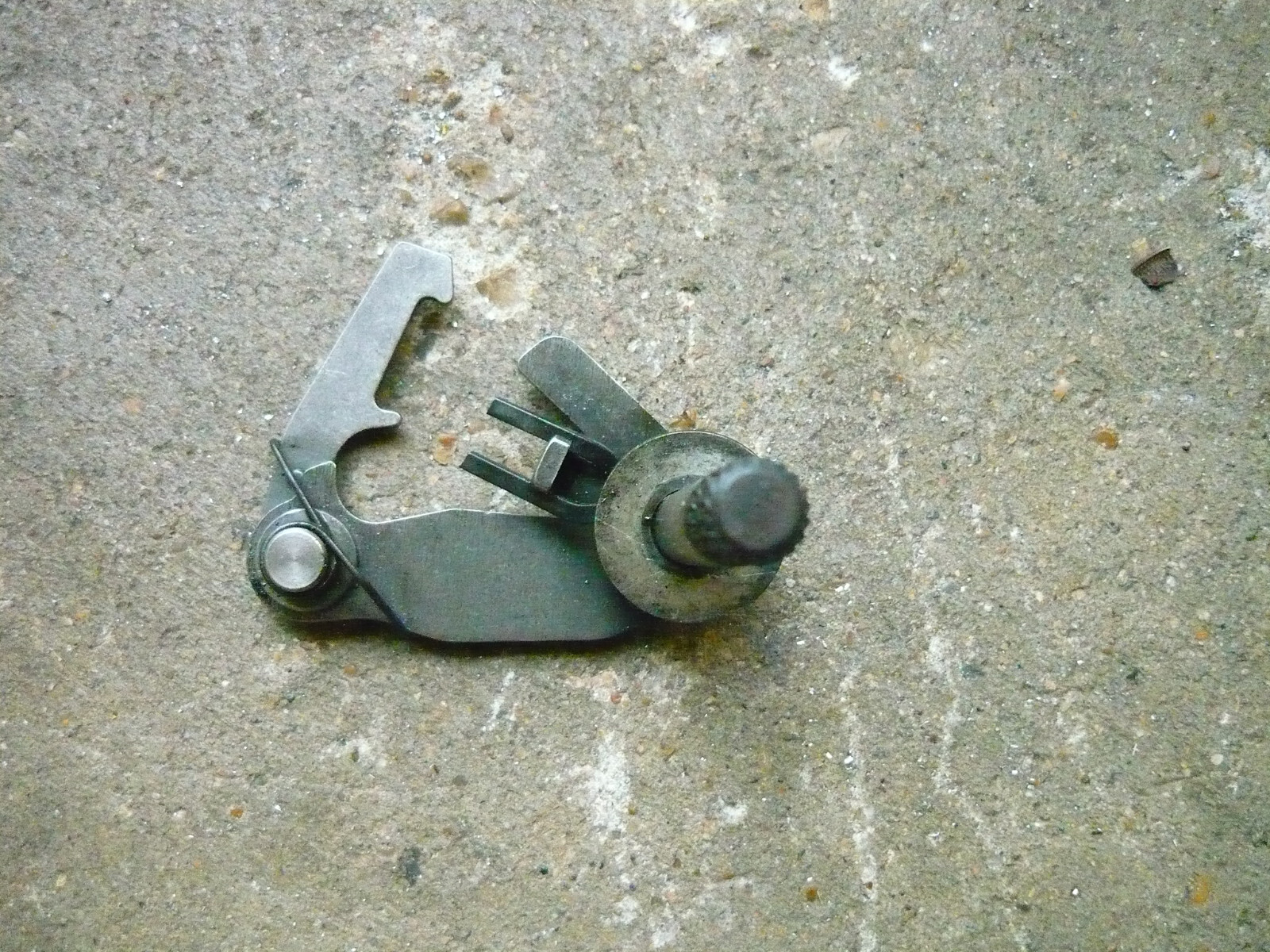 9906 Harley Softail Deuce Transmission Shifter Pawl Lever Mechanism