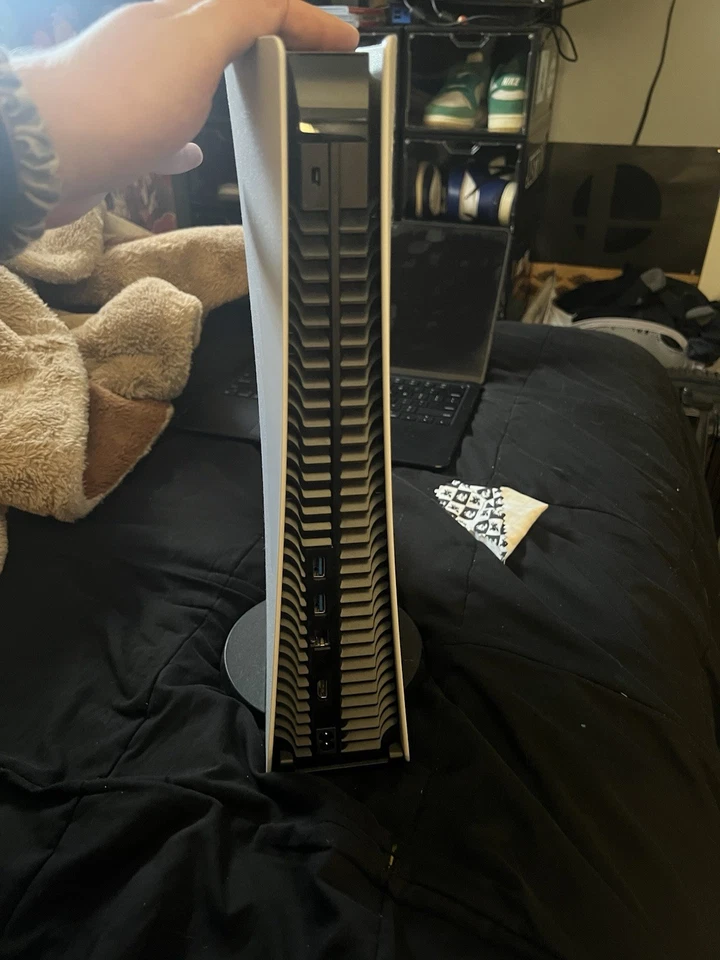 Auténtico Yuri Lowenthal Firmado Sony Ps5 Edición Digital 1tb Excelente Estado Foto 3 de 4