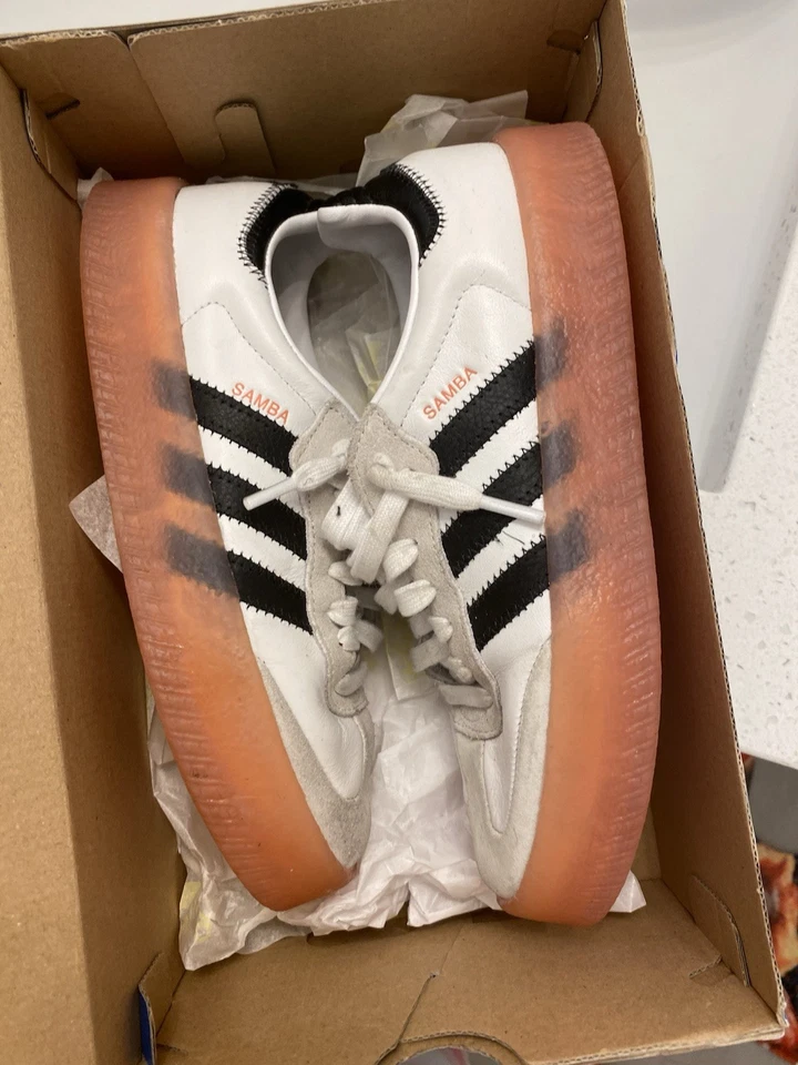 Adidas Samba Og Gum Sole Size 7 Women’s Sneakers Casual Shoes - Image 4 of 4