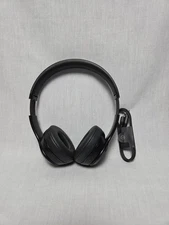 Beats by Dr Dre Solo3 Wireless On-Ear Headphones Matte Black With Charging Cable