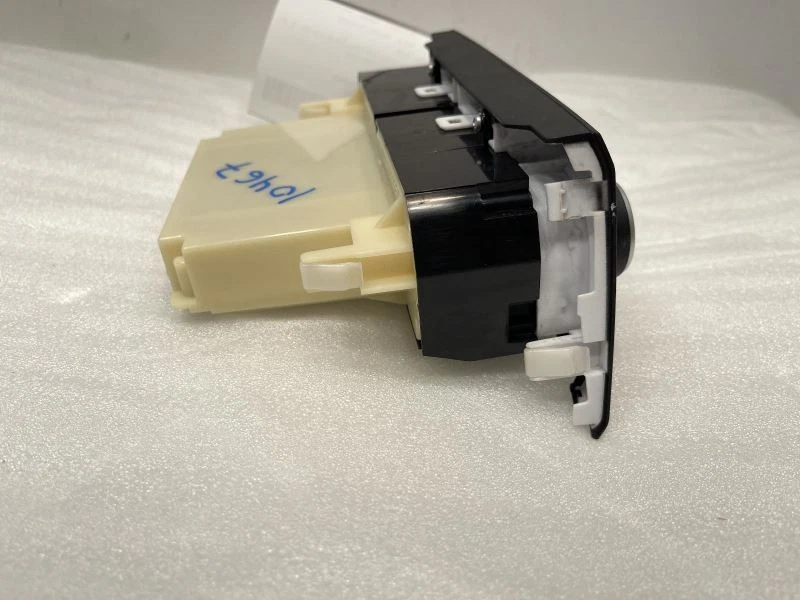 2016-2018 ACURA ILX HEAT/AC CONTROLLER BLACK TC: -A -A 73K -TECHNOLOGY- 57628 - Image 4 of 4