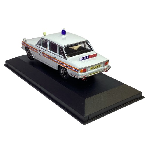 Corgi Vanguards VA 08211 Triumph 2.5 Pi Cleveland Constabulary 1:43 Scale Model - Picture 2 of 5