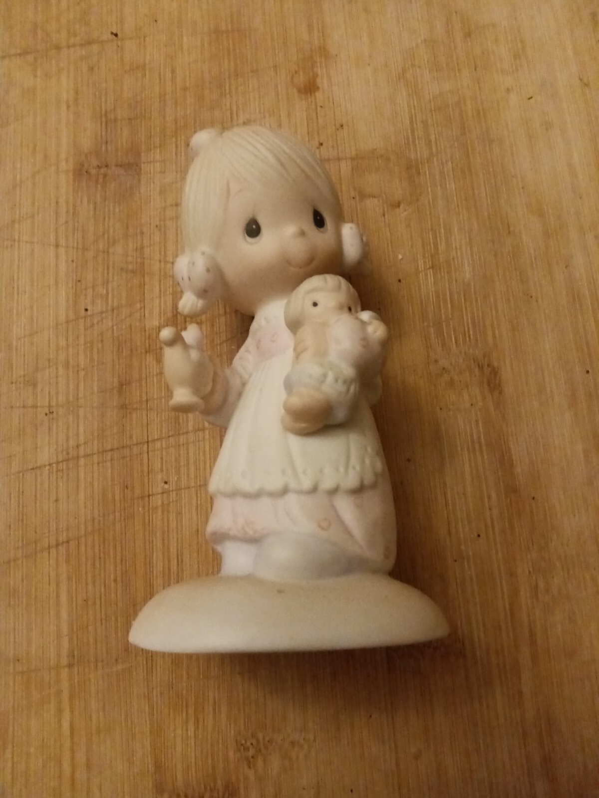 Precious Moments 1977 Jesus is the Light Figurine E-1373/G by Jonathan and David