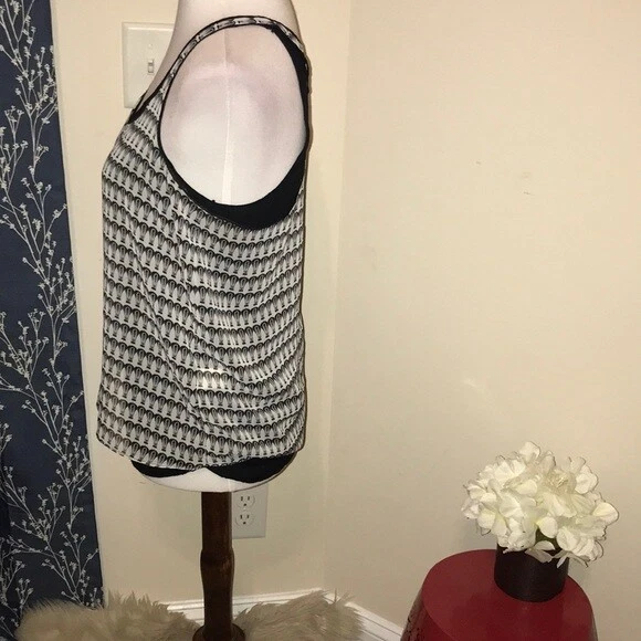 Top sin mangas en capas Rozae by Rozae Nichols talla XS X-pequeños globos aerostáticos Foto 3 de 4