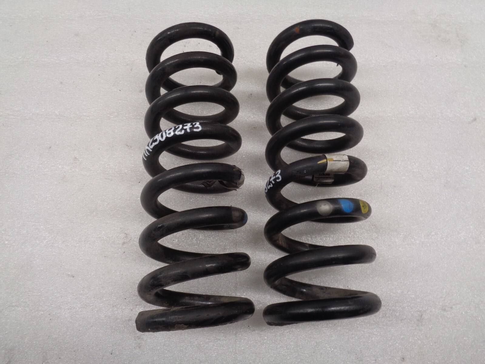 14-17 Maserati Ghibli Rear Left & Right Suspension Coil Spring Set OEM AK2308273