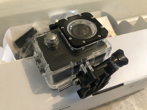 DBPOWER EX5000 2,0 pollici WIFI 14MP 1080P FHD impermeabile sport action camera NUOVO - Foto 2 di 16