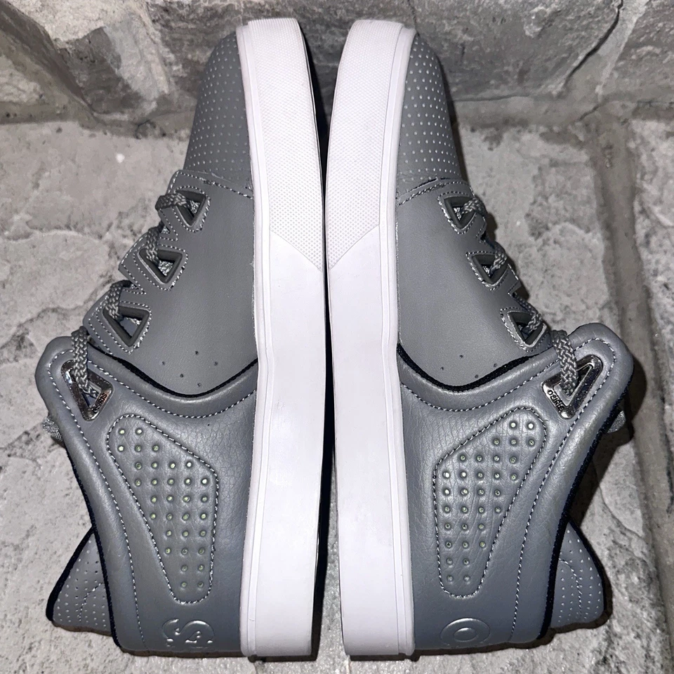 Como Nuevo Zapatos Tenis Osiris D3V Cuero Perforado 5 Niños 37.5 EU (se adapta a 7.5 Mujeres) Foto 2 de 4