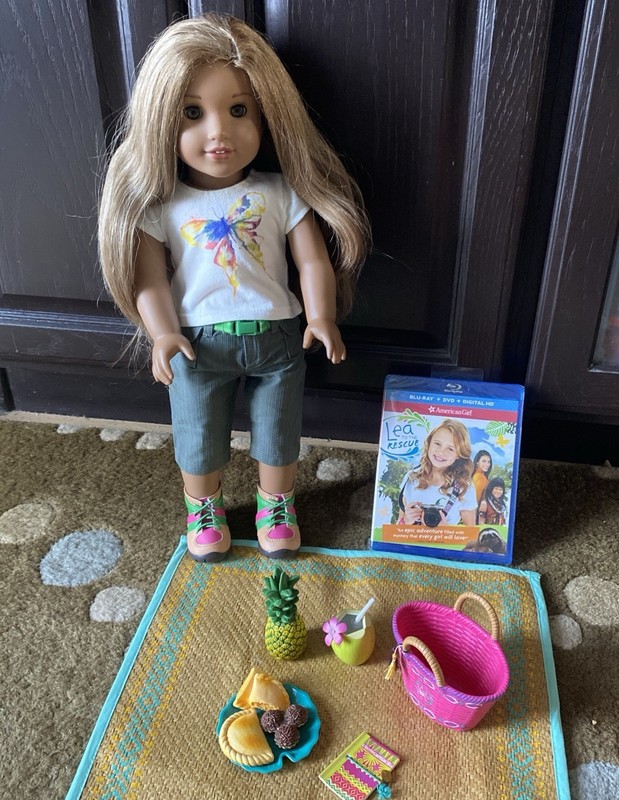 American Girl Doll Lea Clark Retired 18" Hiking Outfit Picnic Set DVD Pre-owned