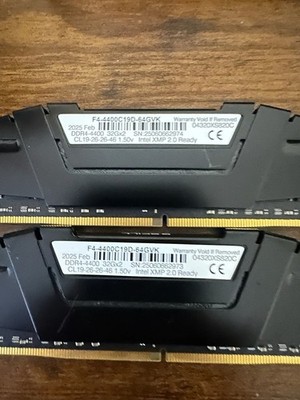 64GB (2x 32GB) G.Skill Ripjaws V Black DDR4-4400 CL19 (F4-4400C19D-64GVK) RAM