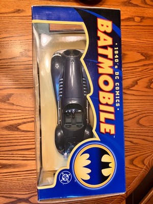 Batman BATMOBILE Corgi DC Comics 1940s 1:18 Diecast Model 77606 In