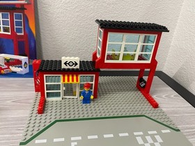 LEGO System 4555 Trains Cargo Station Not Complete Read Description