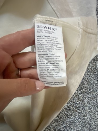 Felpa donna Spanxs 3X Air Essentials scollo a V oversize accogliente modal avena - Foto 6 di 7