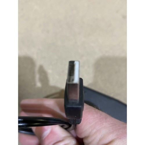 Black 4-Slot USB Battery Charger 1000mA Compact for 3.7V Lithium-Ion Batteries - Picture 6 of 7