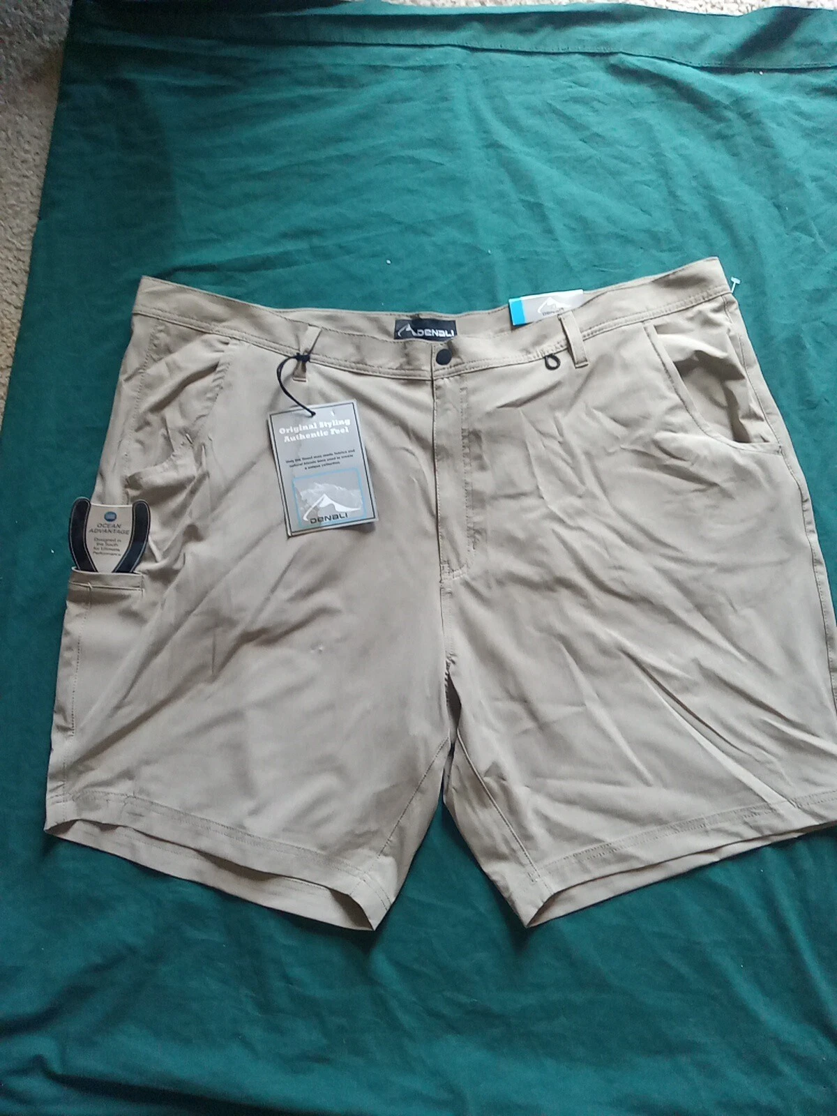 New Size 48 Denali Men's Hybrid Stretch Quick Dry Shorts NWT $55