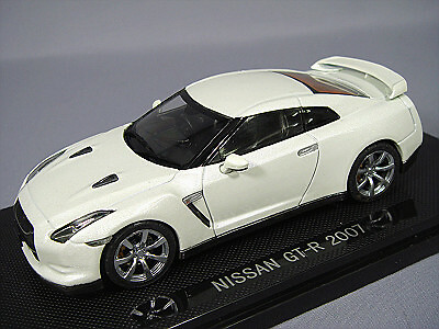 Ebbro 1:43 Nissan GT-R White Pearl 2007 from Japan | eBay