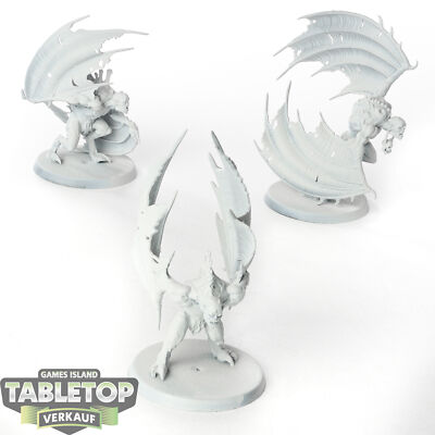 Flesh-eater Courts - 3 x Crypt Flayers - grundiert