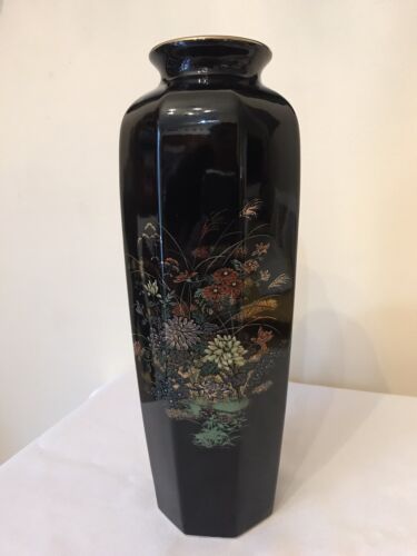 Jarrón japonés vintage negro cobalto de 11"" esmaltado con motivo floral firmado - Imagen 1 de 8