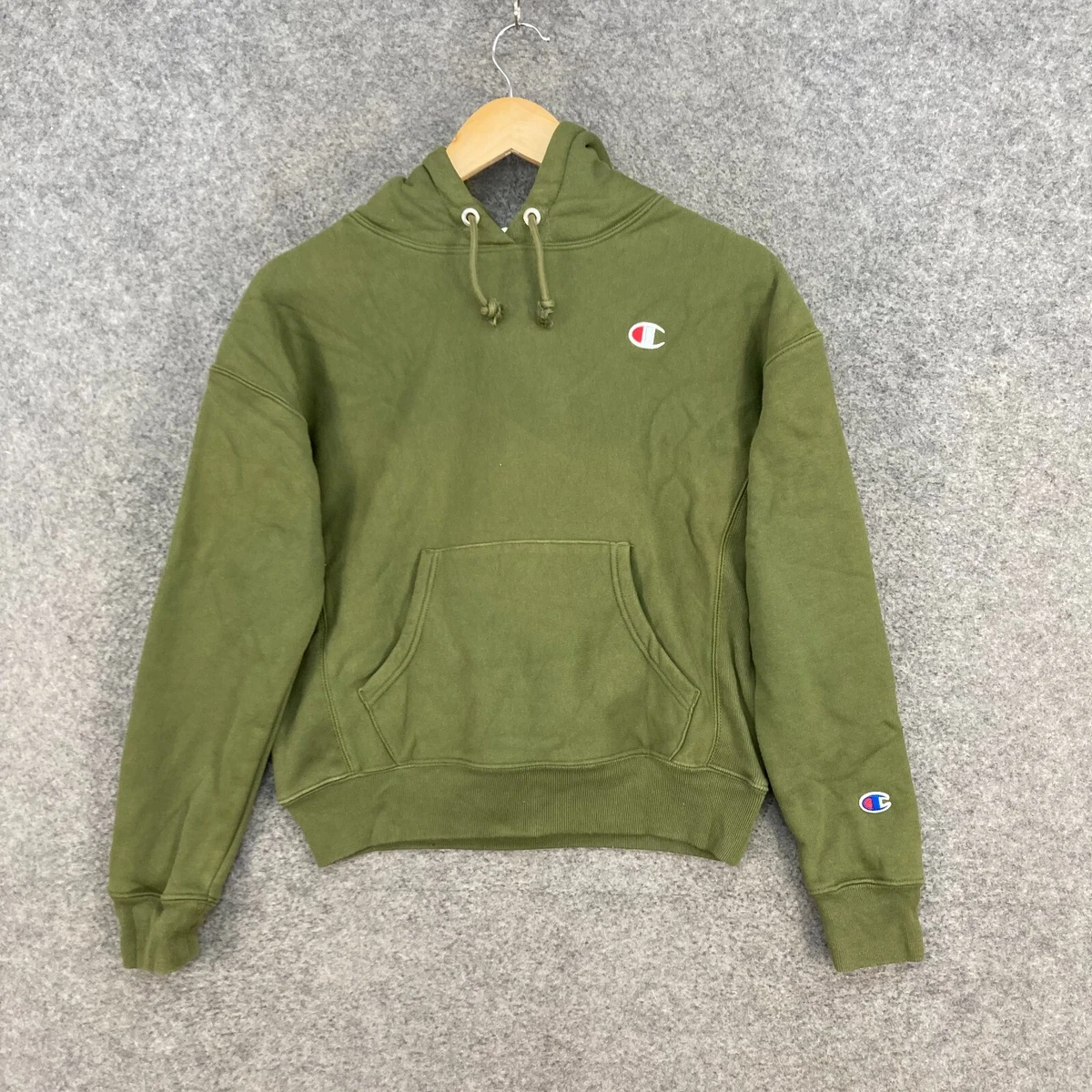 Champion clothing shop jumper