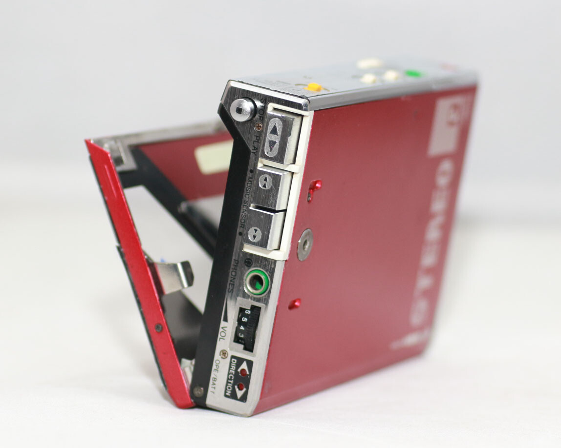 Ultra Rare Aiwa HS-P7 (RED) Back to the Future Walkman (HS Ultra Rare Aiwa HS-P7 (RED) Back to the Future Walkman (HS