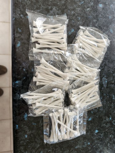 105 Wooden Golf Tees - 70mm - New - 15 per bag.
