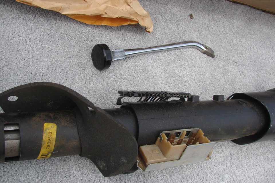 1969 1970 Buick GS NOS GM Tilt Steering Column GSX 1971 1972 Skylark 455 400 - Image 3 of 4