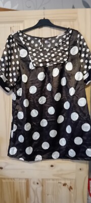 Influence Silky Brown And Cream Top Size 20