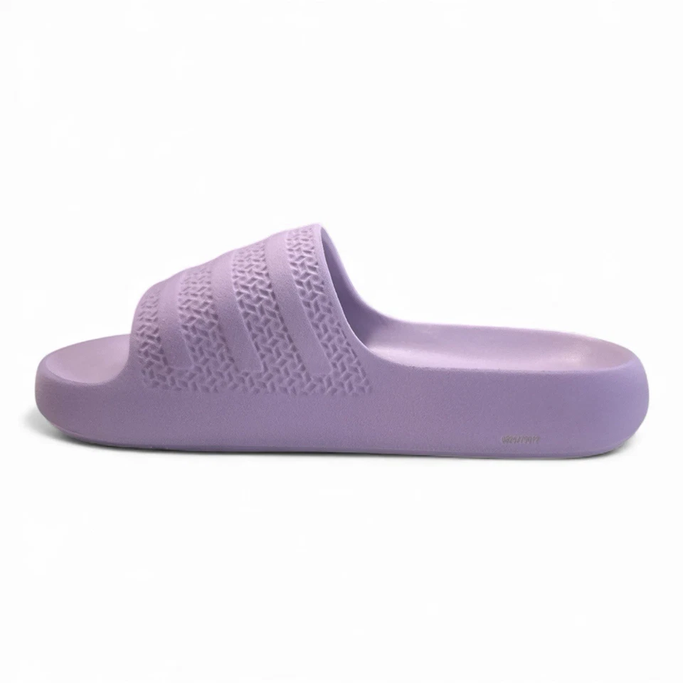 Sandalia Adidas Adilette Ayoon Slides para mujer púrpura 3 rayas logotipo del trébol talla 9 Foto 4 de 4