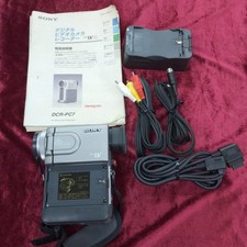 SONY DCR-PC7 MINIDV video camera