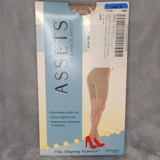 NWT Assets by Sara Blakely Hi-Waist Mid-Thigh Shaper in Nude, Size 4