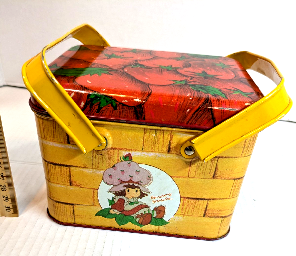 Vintage 1980s Strawberry Shortcake Metal Lunch Box Box Picnic