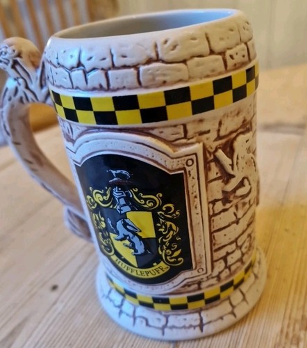 Harry Potter Hufflepuff Ceramic Beer Tankard - Picture 6 of 10
