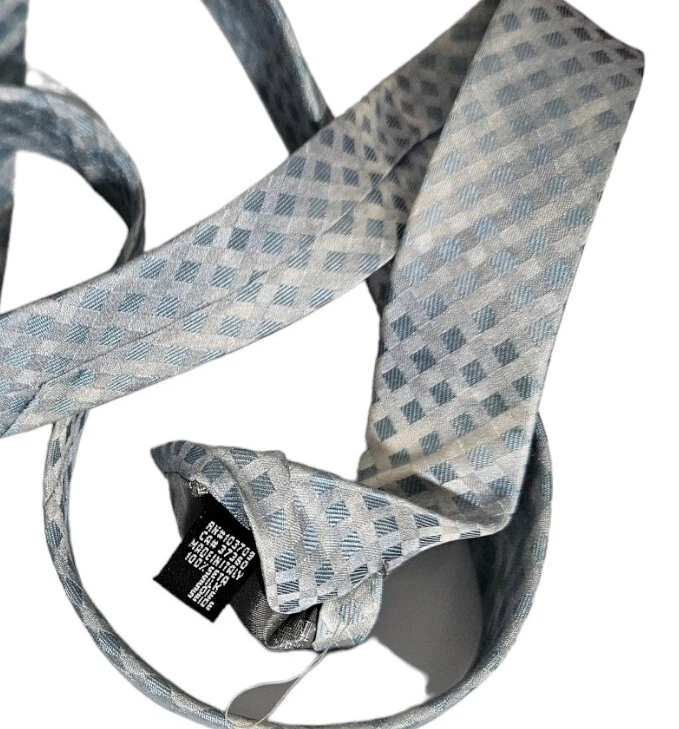 Corbata ARMANI COLLEZIONI para hombre 100 % seda LUJO XL blanco azul tartán con:3,4" usada en excelente estado Foto 3 de 4